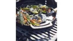 Lifestyle - Enders Switch Grid Frying Pan -Great Flame Switch20Grid20frying20pan203 1000x563 1