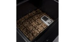 Traeger - Ironwood Pellet BBQ -Great Flame TFB93RLG IronwoodXL CloseUp PelletSensor 9398 WEB 1000x563 1